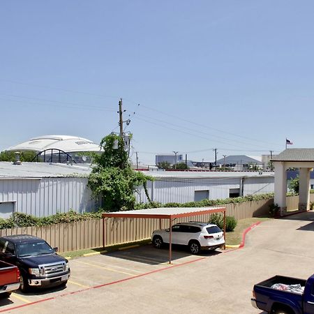 Executive Inn Of Arlington, Near At&T Stadium Exteriör bild